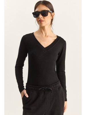 Siyah Cotton V Yaka Bluz