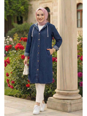 Kapüşonlu, Düğmeli Ve Uzun Lacivert Kot Ceket