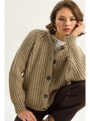 Bej Kalın Örgü Bisiklet Yaka Triko Hırka