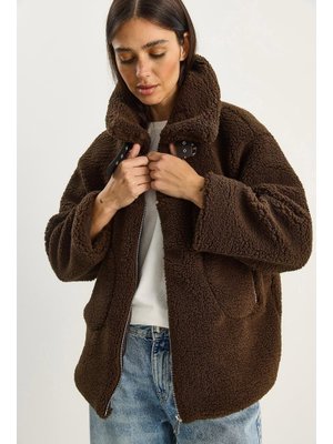 Acı Kahve Yakası Kemer Detaylı Astarlı Cepli Peluş Mont