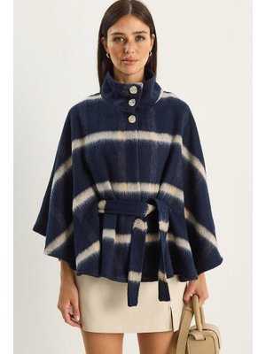 Lacivert Ekose Desneli Kuşaklı Düğme Detaylı Kaşe Panço