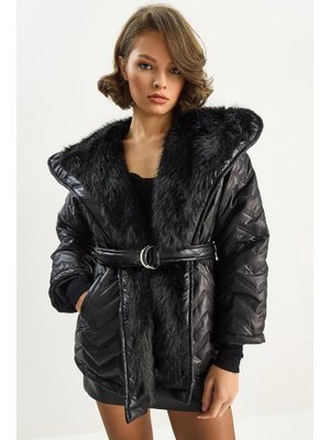 Siyah Kürk Detaylı Kuşaklı Astarlı Kapitone Mont