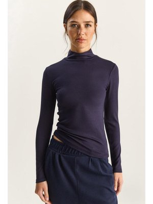 Lacivert Ultra Soft Yarım Balıkçı Yaka Bluz