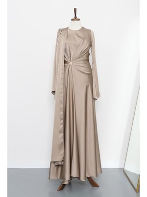 Vizon Önü Pelerinli Drapeli Saten Abiye Elbise