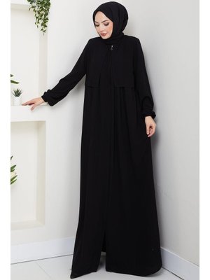 Siyah Pelerin Detaylı Ferace