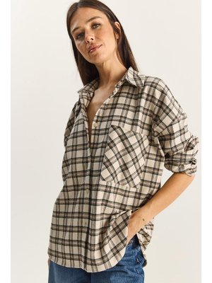 Krem Lacivert Ekose Desenli Taş Baskılı Relaxed Gömlek