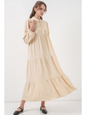 Krem Yaka Bağcıklı Elbise