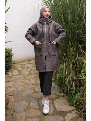 Füme Kapüşonlu Cep Detaylı Buklet Kaban