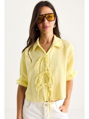 Limon Sarısı Bağlama Detaylı Kolları Büzgülü Müslin Crop Gömlek