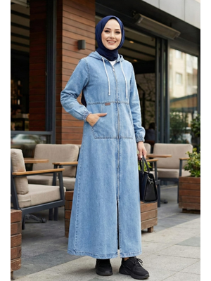 Kapüşonlu, Cepli Ve Fermuarlı Açık Mavi Kot Kap