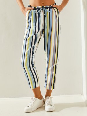 Ekru Lacivert Çizgili Lastik Bel Bağlamalı Havuç Pantolon