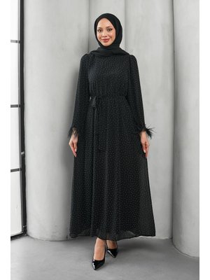 Siyah Serpme Taşlı Kolu Tüğlü Abiye Elbise