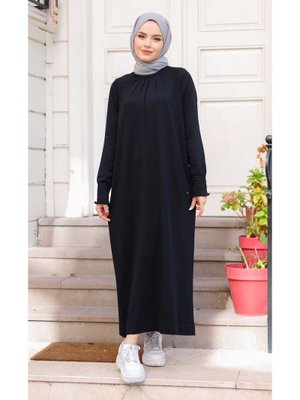 Merserize Pileli Gipe Detaylı Triko Elbise