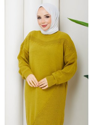 Yarım Balıkçı Yaka Örgü Detaylı Triko Tunik