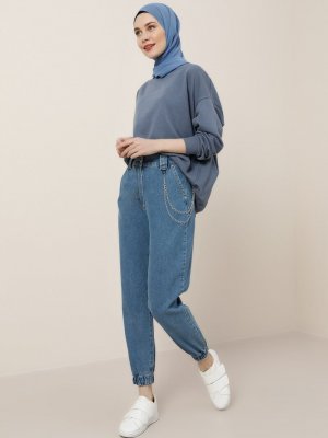 İndigo Doğal Kumaşlı Zincir Detaylı Kot Pantolon İndigo Doğal Kumaşlı Zincir Detaylı Kot Pantolon