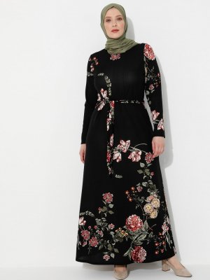 Siyah Çiçek Desenli Elbise Siyah Çiçek Desenli Elbise