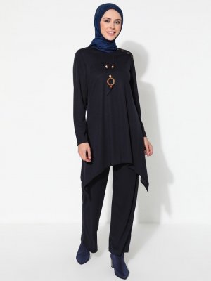 Lacivert Kolyeli Tunik&Pantolon İkili Takım Lacivert Kolyeli Tunik&Pantolon İkili Takım